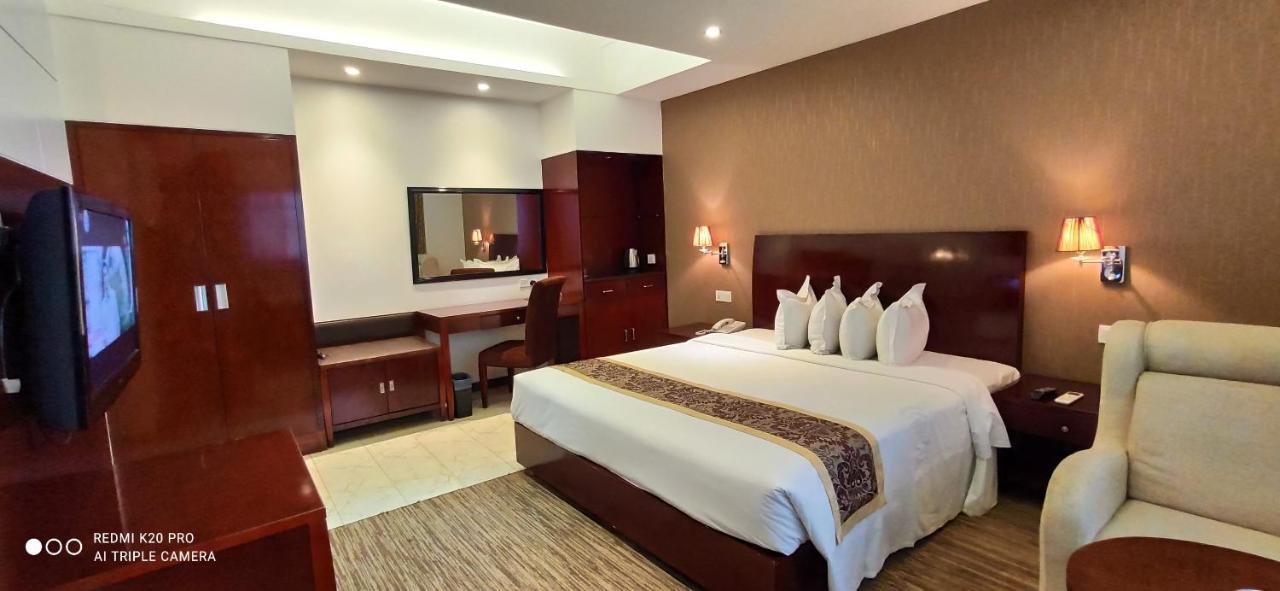 Hotel Bengal Inn Dhaka Exterior foto