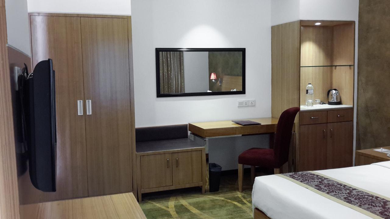 Hotel Bengal Inn Dhaka Exterior foto